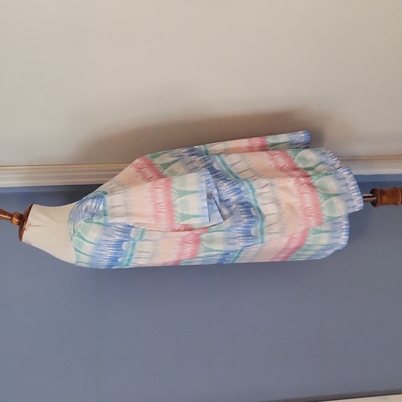 Alfred Dunner Woman Top 1X Pastel Summer Silver Studs Tee Scalloped Neck - Picture 3 of 5